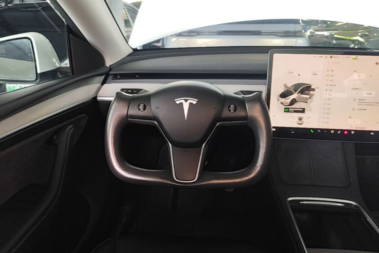 Used Tesla Model Y 2024 Rear-Wheel-Drive Version Steering Wheel