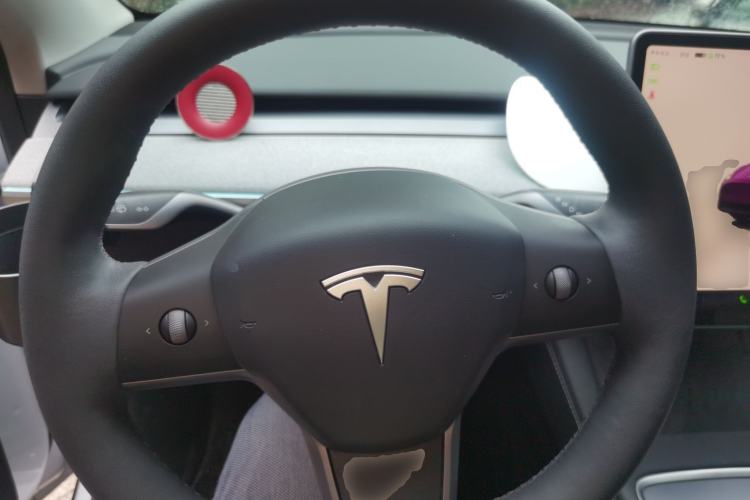 Used Tesla Model Y 2024 Rear-Wheel-Drive Version Steering Wheel