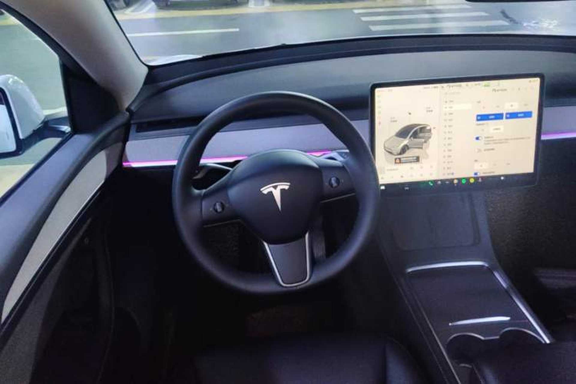 Used Tesla Model Y 2024 Long-Range All-Wheel-Drive Version Steering Wheel