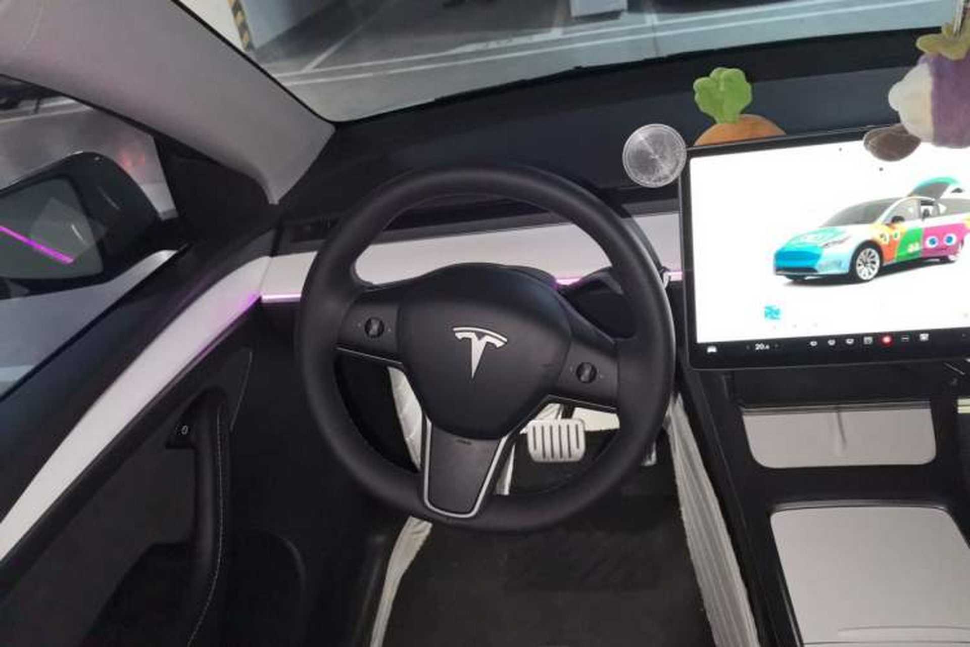 Used Tesla Model Y 2024 Rear-Wheel-Drive Version Steering Wheel