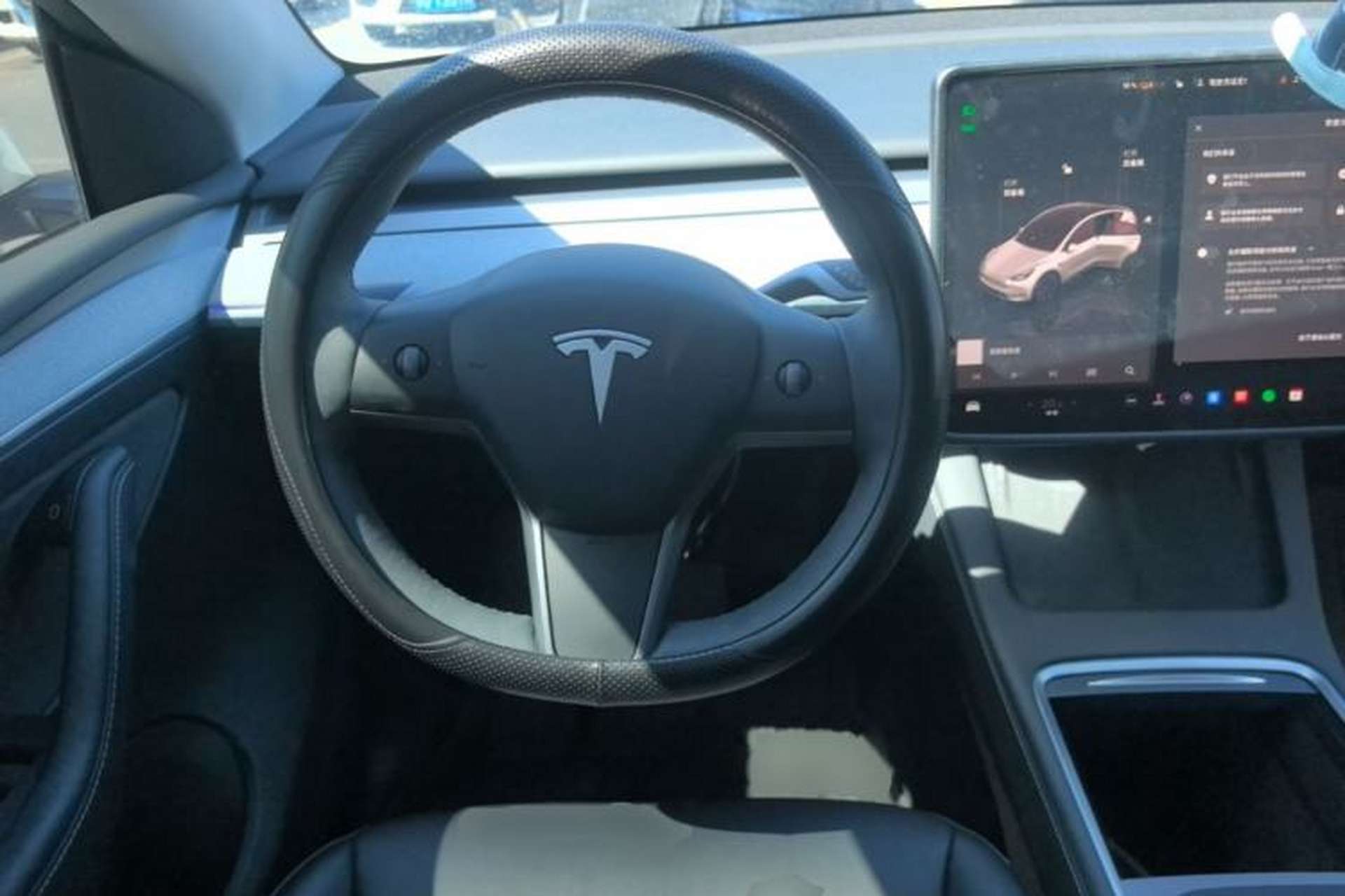 Used Tesla Model Y 2024 Rear-Wheel-Drive Version Steering Wheel