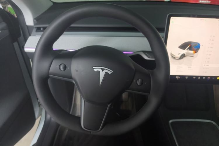 Used Tesla Model Y 2024 Rear-Wheel-Drive Version Steering Wheel