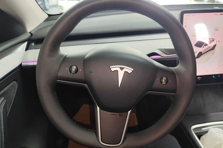 Used Tesla Model Y 2024 Rear-Wheel-Drive Version Steering Wheel