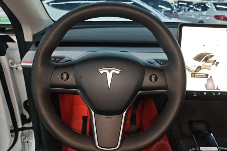 Used Tesla Model Y 2024 Rear-Wheel-Drive Version Steering Wheel