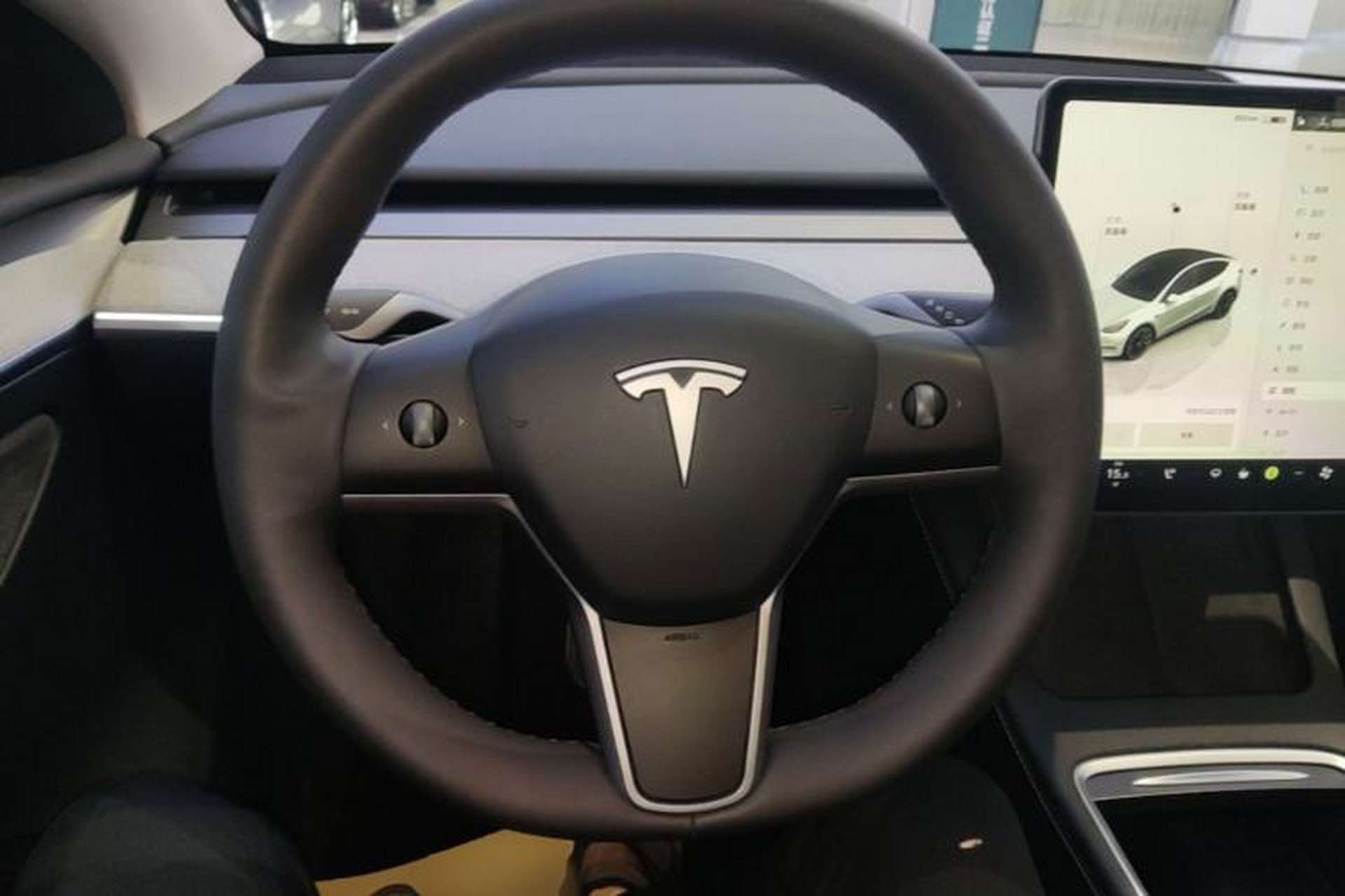 Used Tesla Model Y 2024 Rear-Wheel-Drive Version Steering Wheel