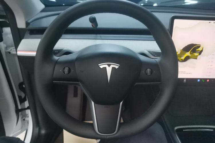 Used Tesla Model Y 2024 Rear-Wheel-Drive Version Steering Wheel