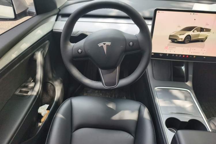 Used Tesla Model Y 2024 Rear-Wheel-Drive Version Steering Wheel