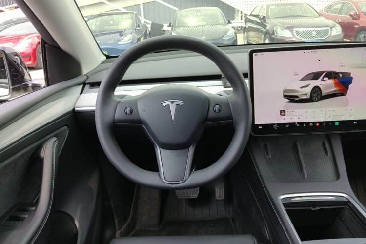 Used Tesla Model Y 2024 Rear-Wheel-Drive Version Steering Wheel