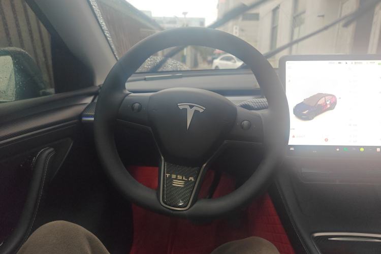 Used Tesla Model Y 2024 Rear-Wheel-Drive Version Steering Wheel