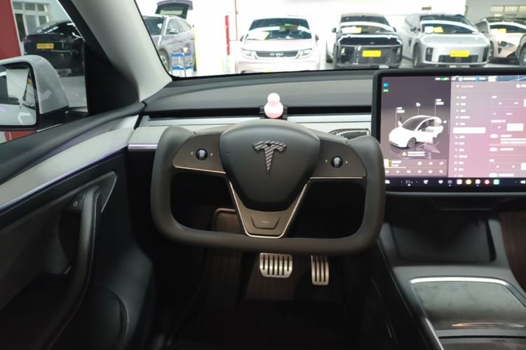 Used Tesla Model Y 2024 Rear-Wheel-Drive Version Steering Wheel