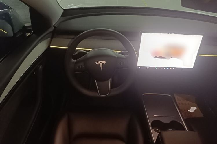 Used Tesla Model Y 2024 Rear-Wheel-Drive Version Steering Wheel