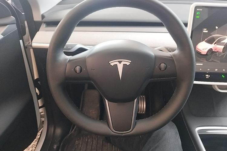 Used Tesla Model Y 2024 Rear-Wheel-Drive Version Steering Wheel