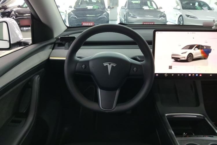 Used Tesla Model Y 2024 Rear-Wheel-Drive Version Steering Wheel