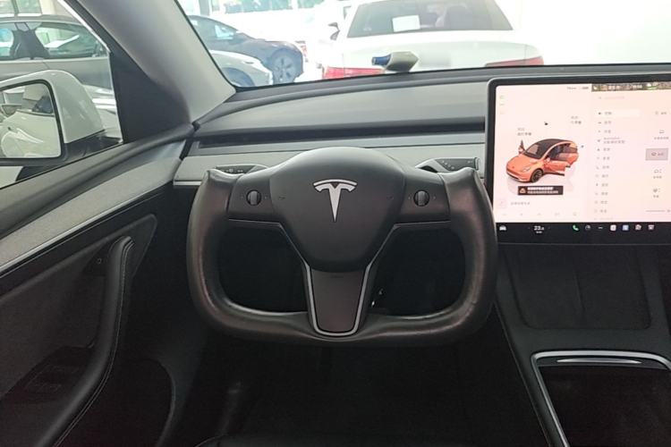 Used Tesla Model Y 2024 Rear-Wheel-Drive Version Steering Wheel