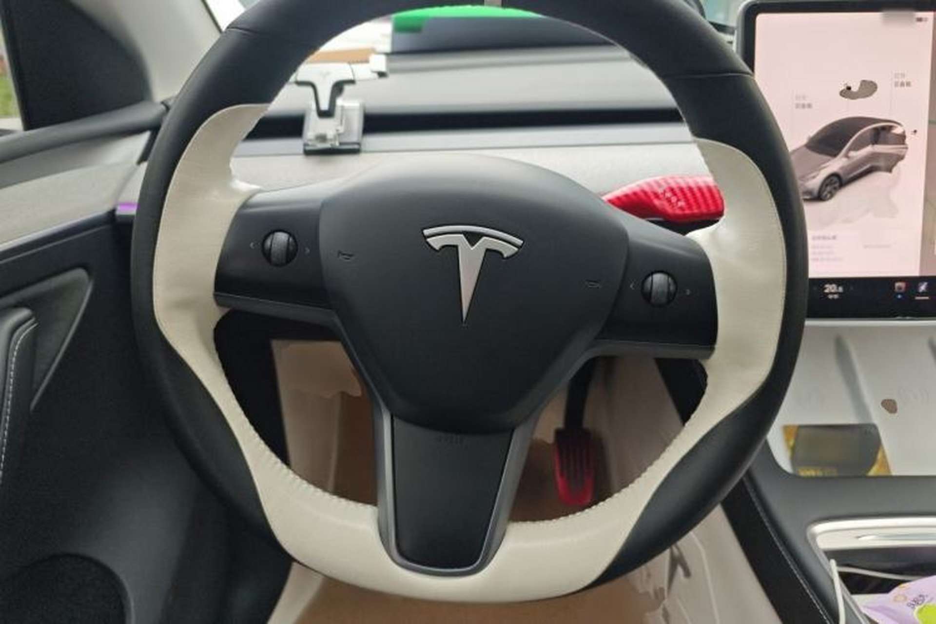 Used Tesla Model Y 2024 Rear-Wheel-Drive Version Steering Wheel
