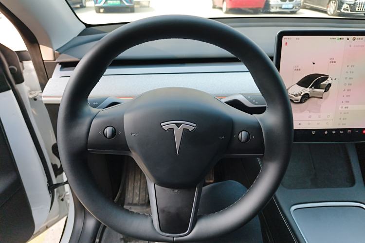 Used Tesla Model Y 2024 Rear-Wheel-Drive Version Steering Wheel