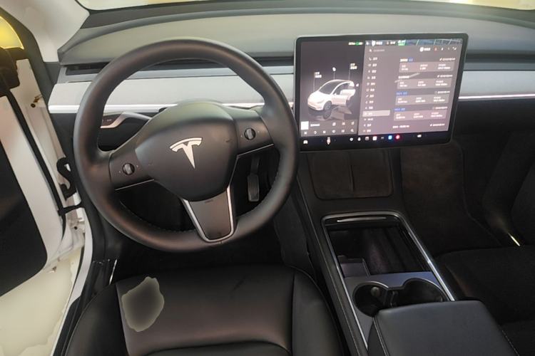 Used Tesla Model Y 2024 Rear-Wheel-Drive Version Steering Wheel