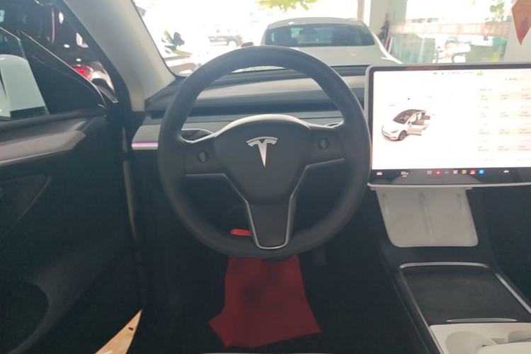 Used Tesla Model Y 2024 Rear-Wheel-Drive Version Steering Wheel