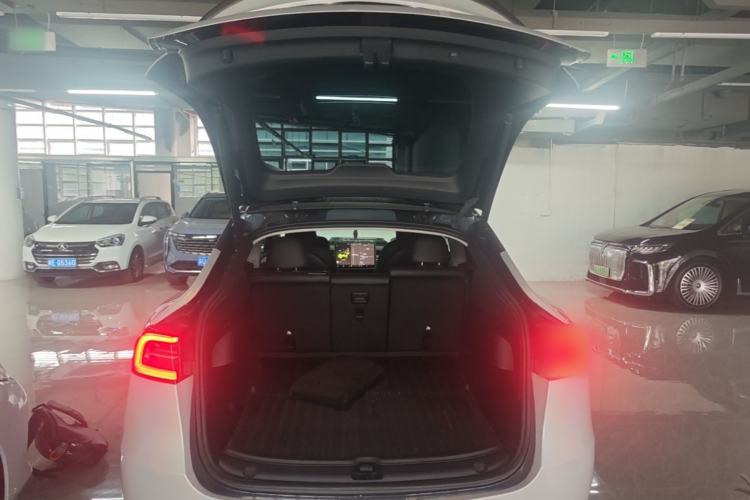 Used Tesla Model Y 2024 Rear-Wheel-Drive Version Trunk