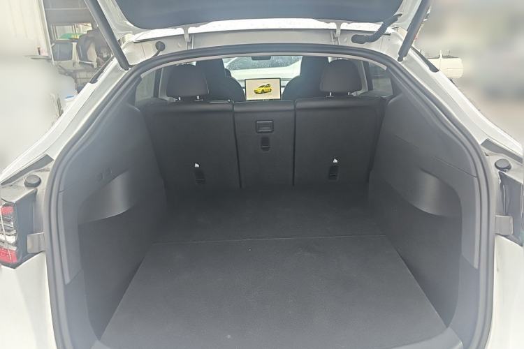 Used Tesla Model Y 2024 Rear-Wheel-Drive Version Trunk
