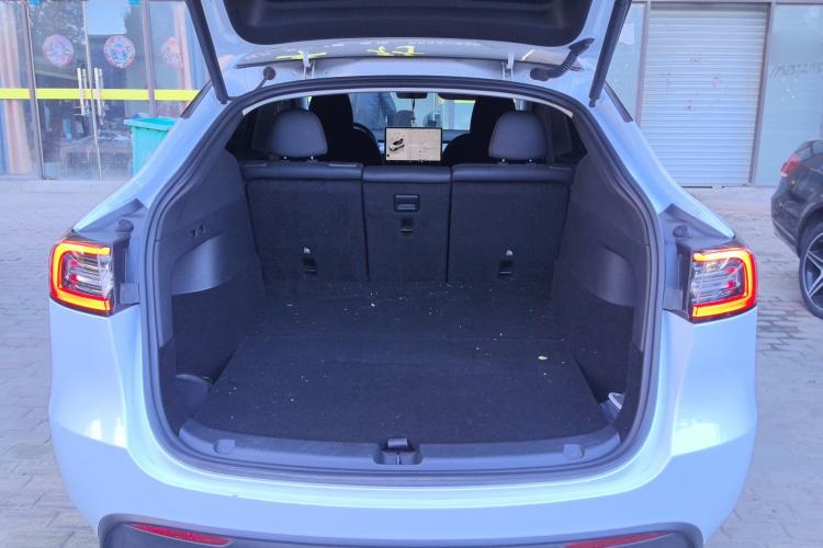 Used Tesla Model Y 2024 Rear-Wheel-Drive Version Trunk