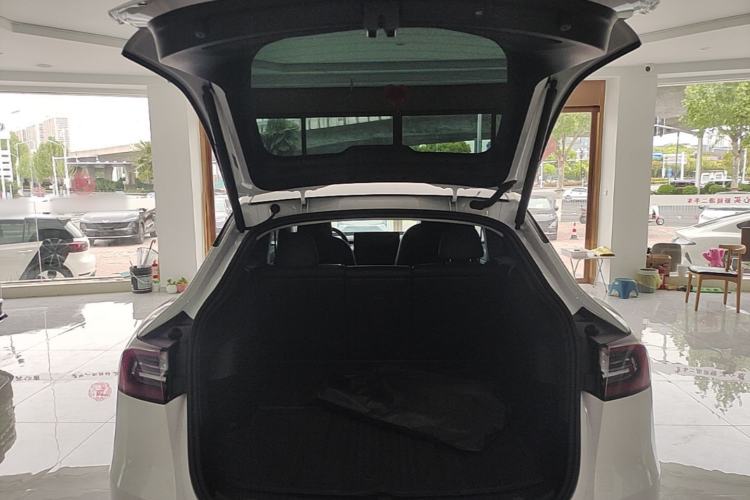 Used Tesla Model Y 2024 Rear-Wheel-Drive Version Trunk