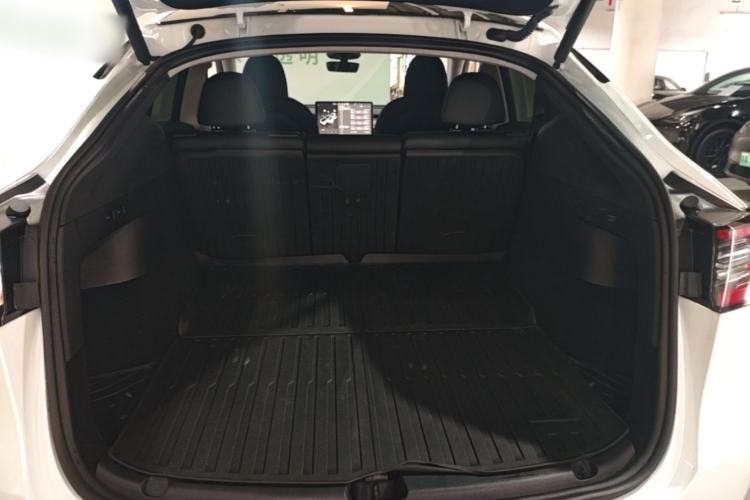 Used Tesla Model Y 2024 Rear-Wheel-Drive Version Trunk