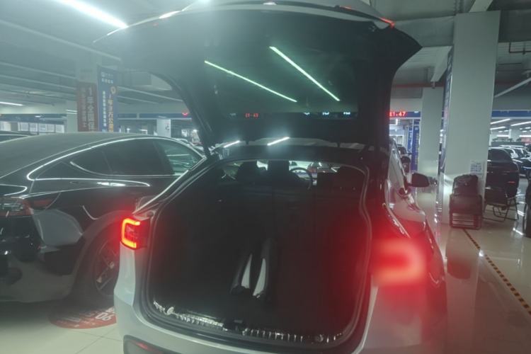 Used Tesla Model Y 2024 Rear-Wheel-Drive Version Trunk