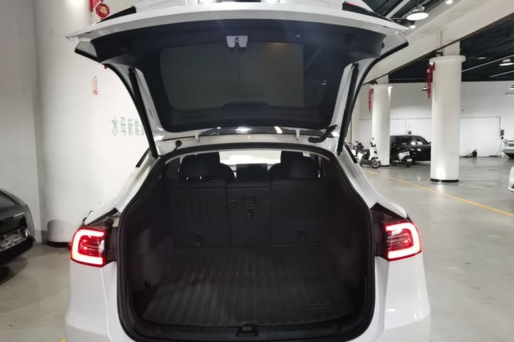 Used Tesla Model Y 2024 Rear-Wheel-Drive Version Trunk