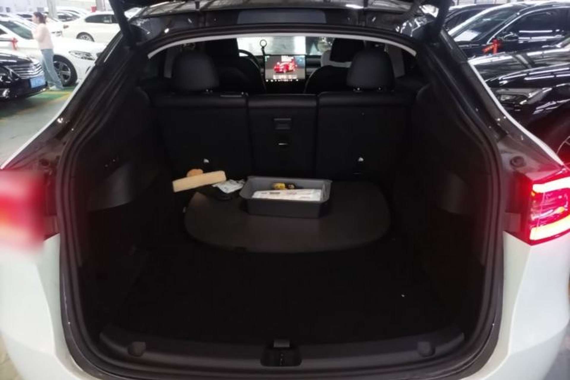 Used Tesla Model Y 2024 Rear-Wheel-Drive Version Trunk