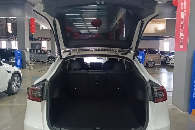 Used Tesla Model Y 2024 Rear-Wheel-Drive Version Trunk