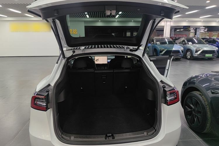 Used Tesla Model Y 2024 Rear-Wheel-Drive Version Trunk