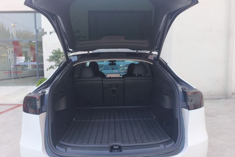 Used Tesla Model Y 2024 Rear-Wheel-Drive Version Trunk