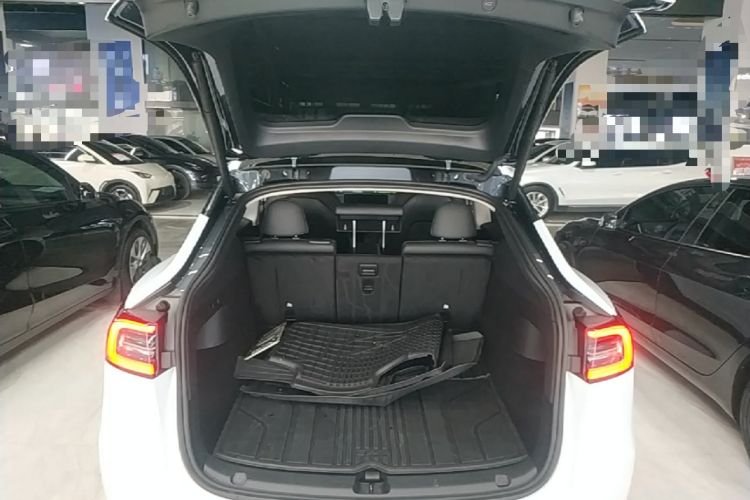 Used Tesla Model Y 2024 Rear-Wheel-Drive Version Trunk