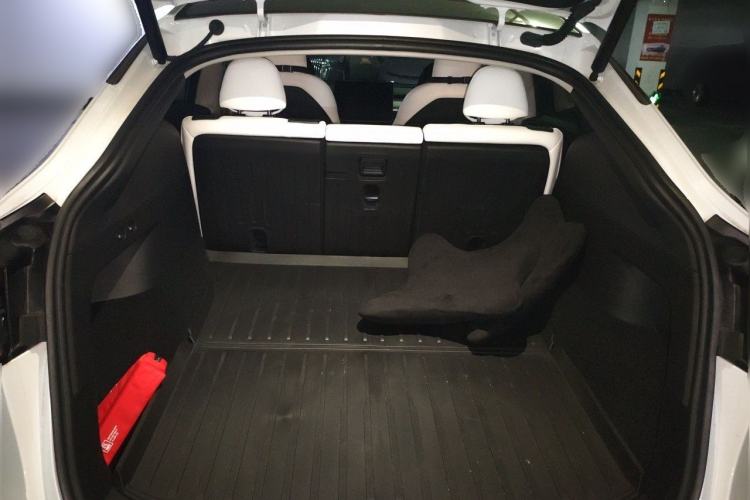 Used Tesla Model Y 2024 Rear-Wheel-Drive Version Trunk