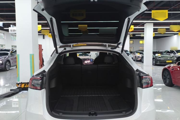 Used Tesla Model Y 2024 Rear-Wheel-Drive Version Trunk