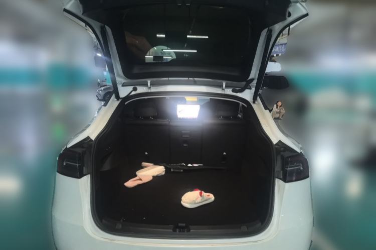 Used Tesla Model Y 2024 Rear-Wheel-Drive Version Trunk