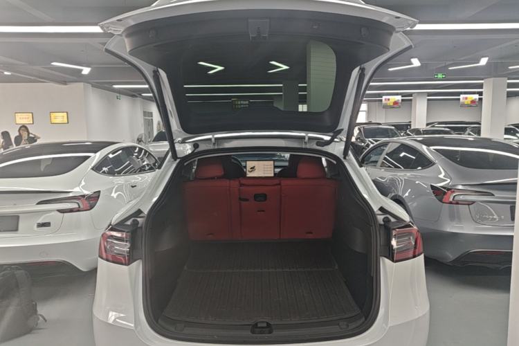 Used Tesla Model Y 2024 Rear-Wheel-Drive Version Trunk