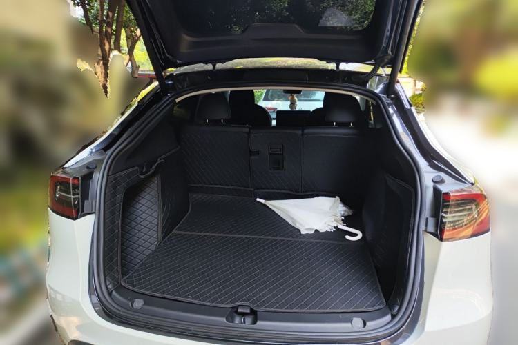 Used Tesla Model Y 2024 Rear-Wheel-Drive Version Trunk