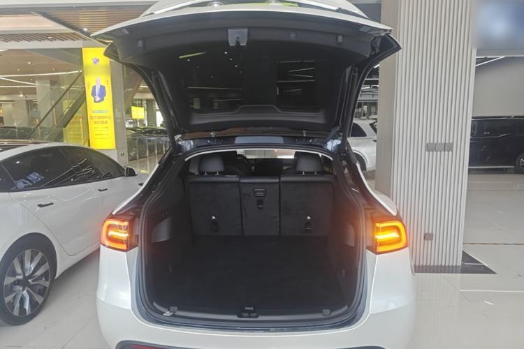 Used Tesla Model Y 2024 Rear-Wheel-Drive Version Trunk