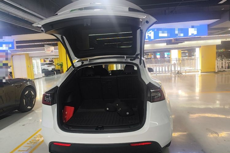 Used Tesla Model Y 2024 Rear-Wheel-Drive Version Trunk
