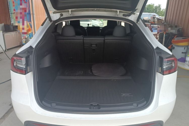 Used Tesla Model Y 2024 Rear-Wheel-Drive Version Trunk