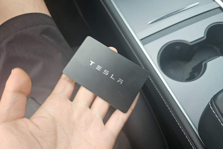 Used Tesla Model Y 2024 Rear-Wheel-Drive Version Vehicle Key