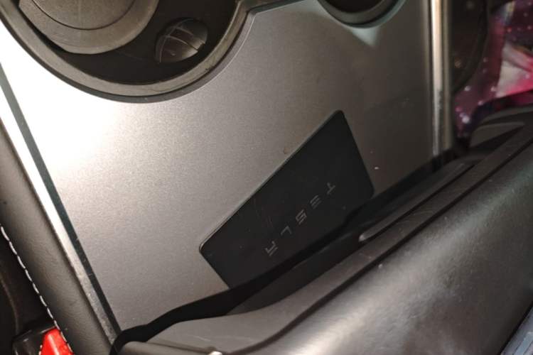 Used Tesla Model Y 2024 Rear-Wheel-Drive Version Vehicle Key