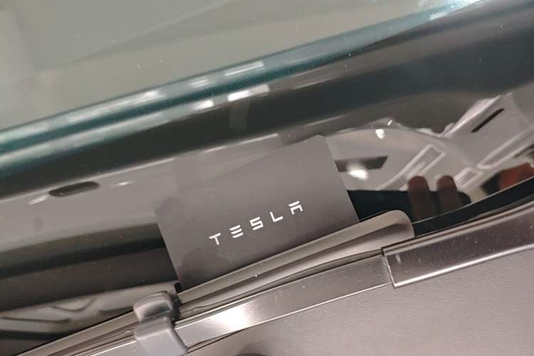 Used Tesla Model Y 2024 Rear-Wheel-Drive Version Vehicle Key
