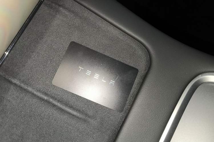 Used Tesla Model Y 2024 Rear-Wheel-Drive Version Vehicle Key