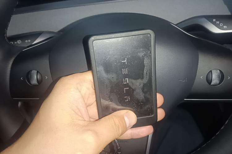 Used Tesla Model Y 2024 Rear-Wheel-Drive Version Vehicle Key