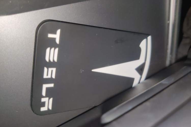 Used Tesla Model Y 2024 Rear-Wheel-Drive Version Vehicle Key