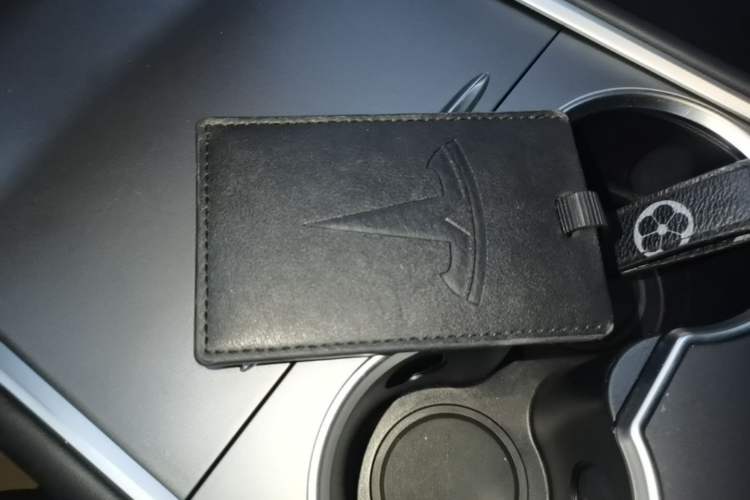 Used Tesla Model Y 2024 Rear-Wheel-Drive Version Vehicle Key