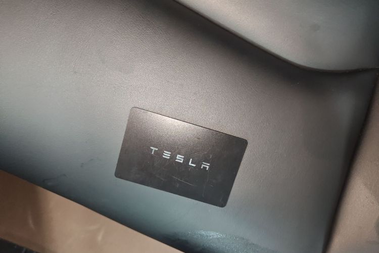 Used Tesla Model Y 2024 Rear-Wheel-Drive Version Vehicle Key